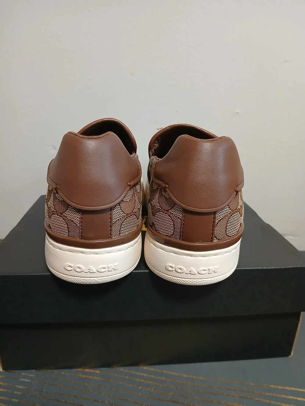 Coach Women’s Brown Signature Slip-On Loafers Size 10B